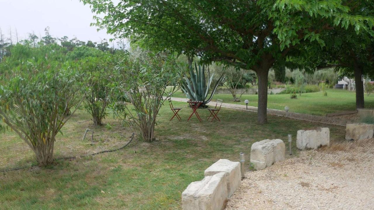 Mas Maurane - Les Lavandes Aux Portes D'Arles Apartamento Tarascon Exterior foto